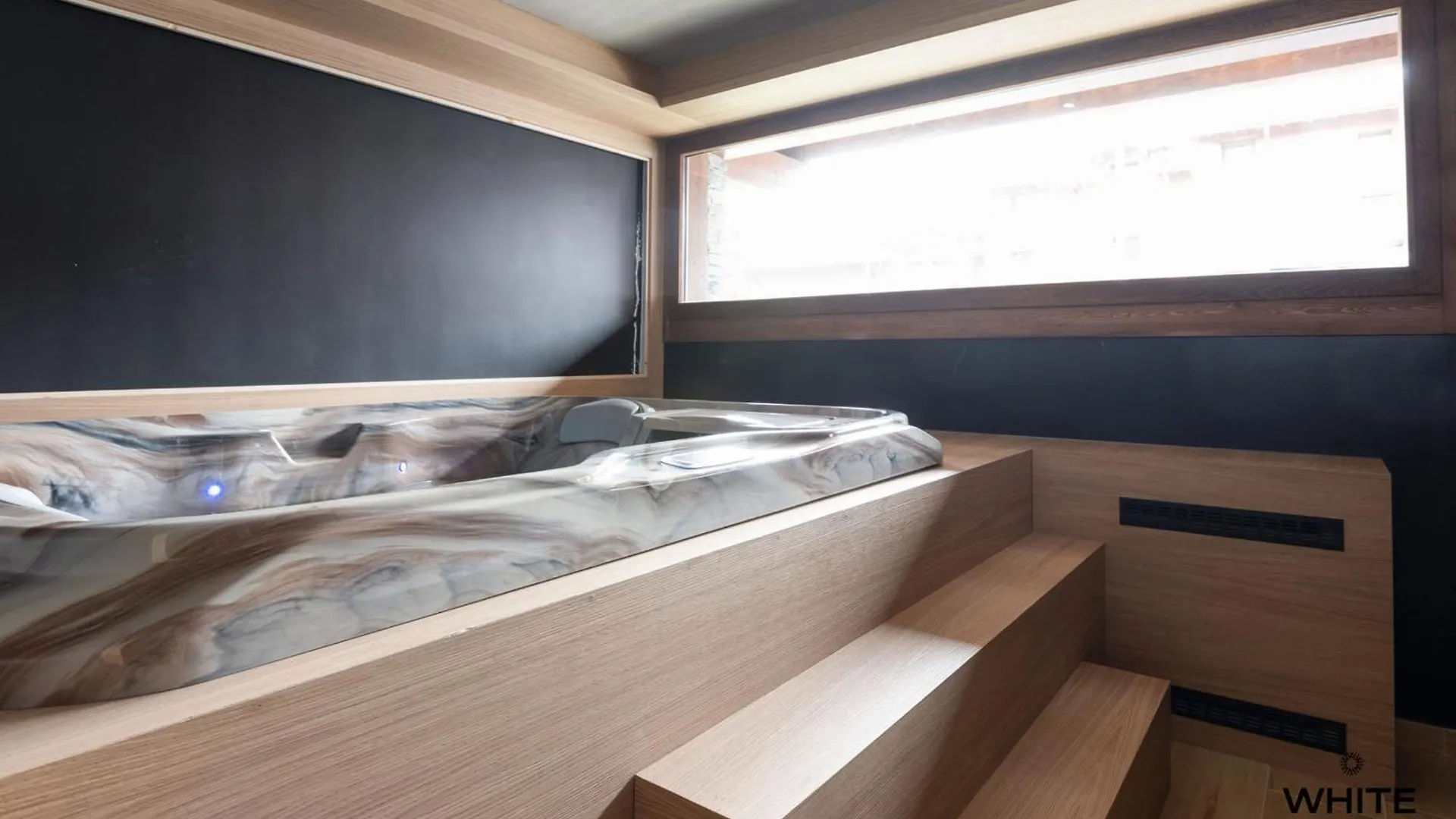 Chalet Contemporain Avec Sauna, Jacuzzi Et Cheminee A Courchevel - Fr-1-664-35 Villa